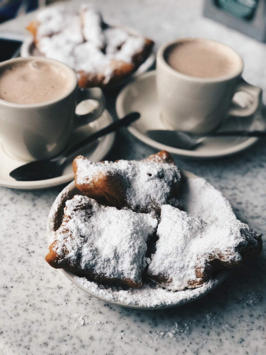 beignets and hot chocolate at cafe du monde