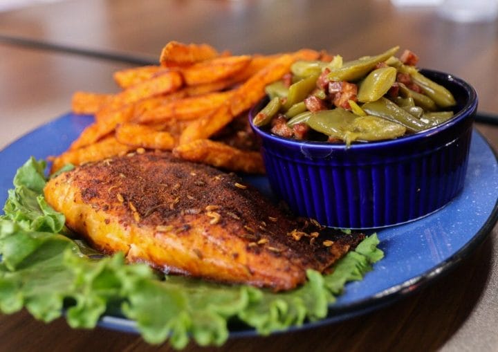 Dining on Lake Cumberland - Russell County