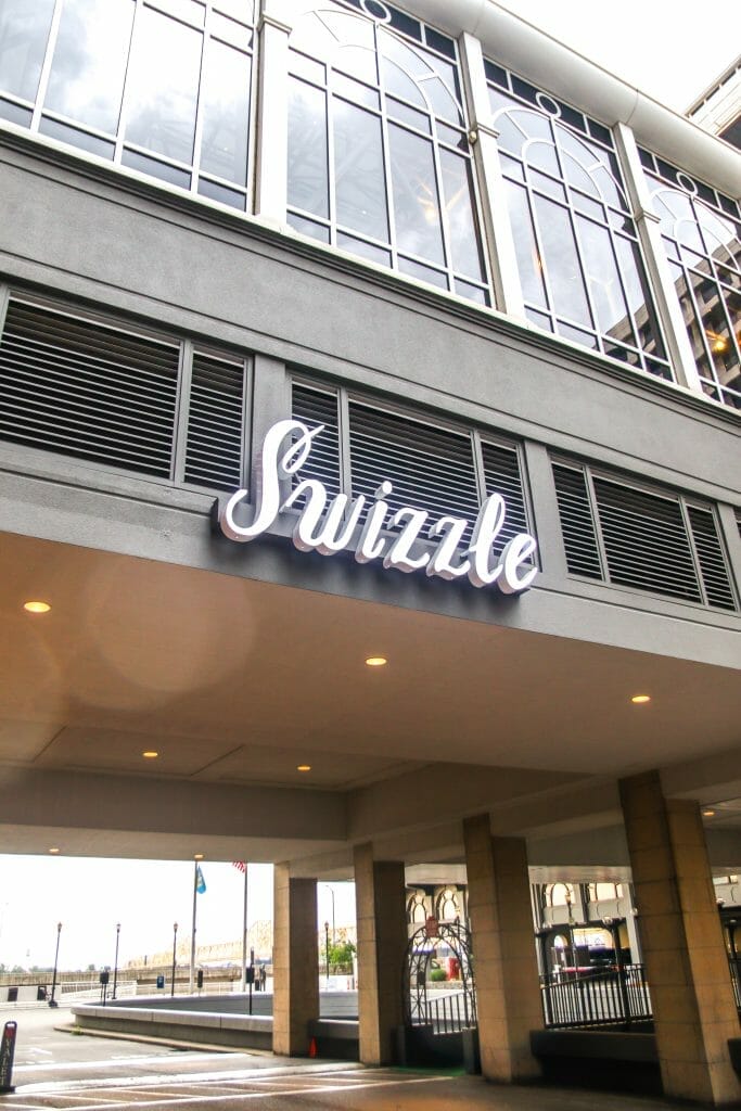 Swizzle Dinner & Drinks, Downtown Louisville Restaurant