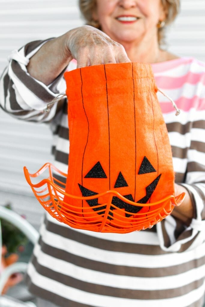 Cheap Halloween Candy Bag Ideas