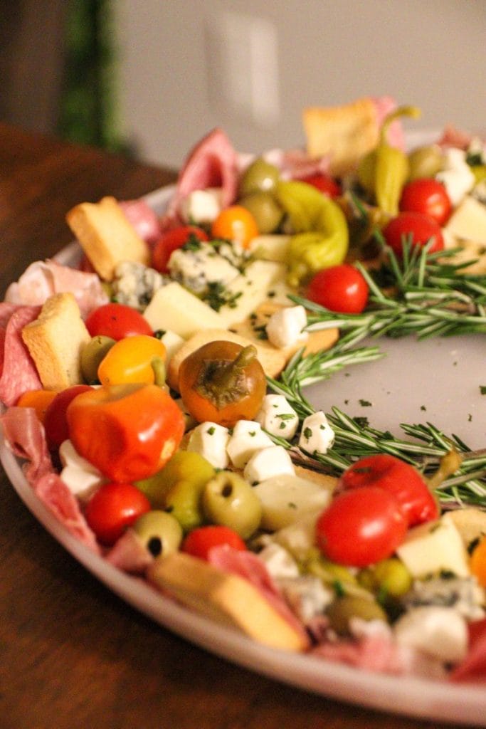 How To Make A Charcuterie Wreath