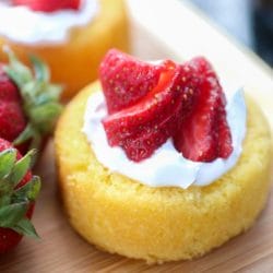 How To Construct Strawberry Shortcakes