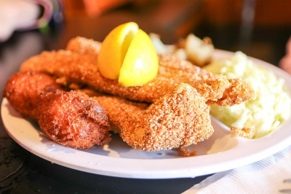 Peak Brothers BBQ Waverly, KY JCP Eats