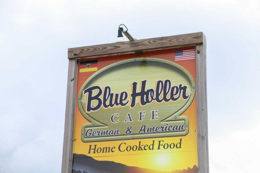 Blue Holler Cafe: German food in Mammoth Cave, KY