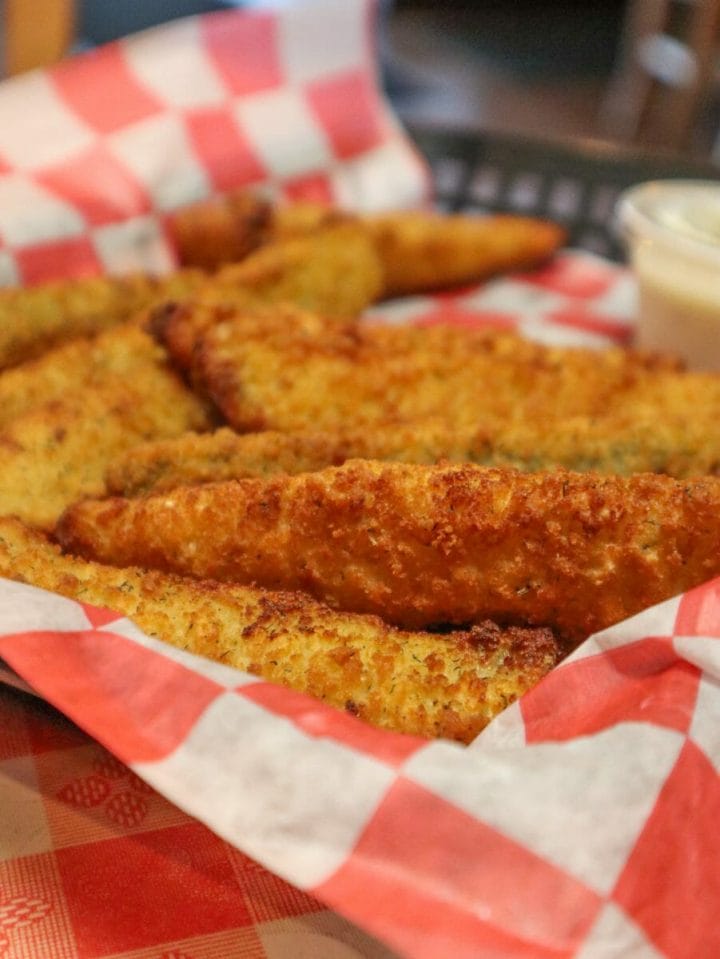 Bucky Bees BBQ: Cave City, KY