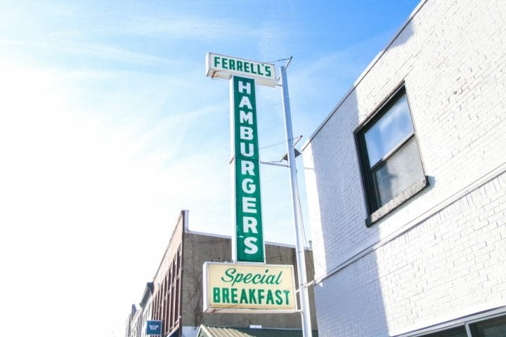 Ferrell's Snappy Service: Madisonville, KY