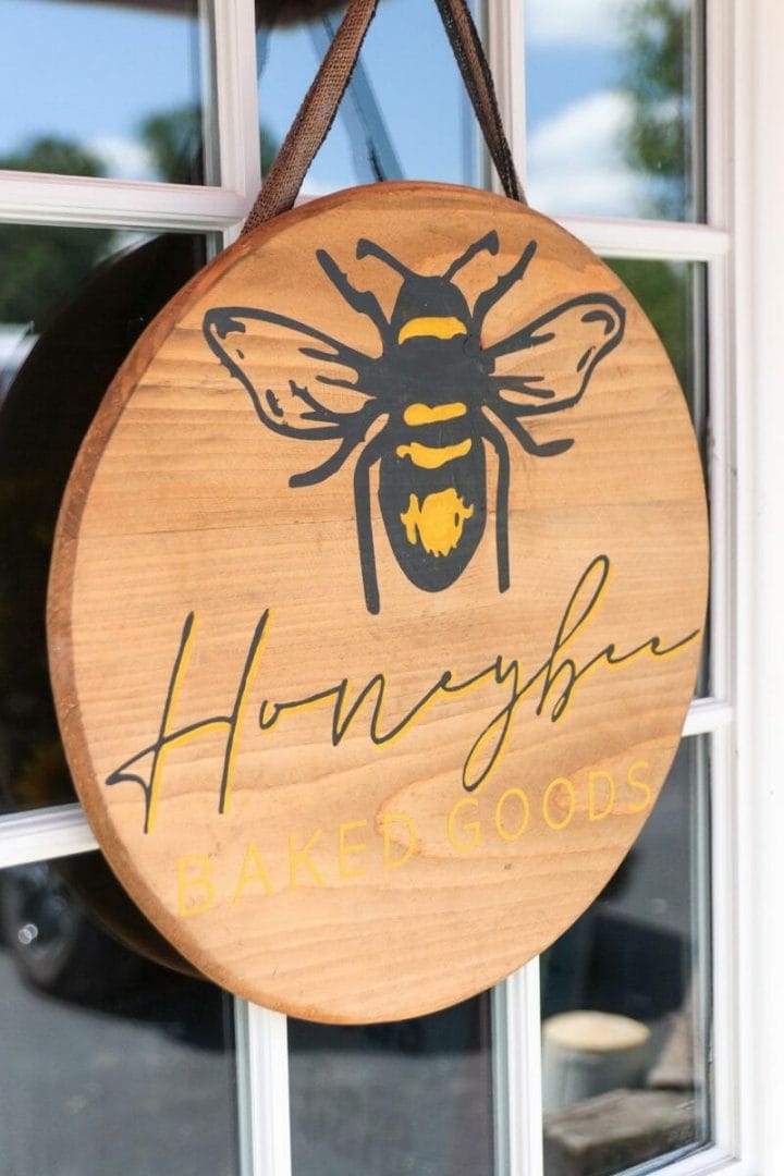 Honeybee Baked Goods and Cafe: Smiths Grove, KY