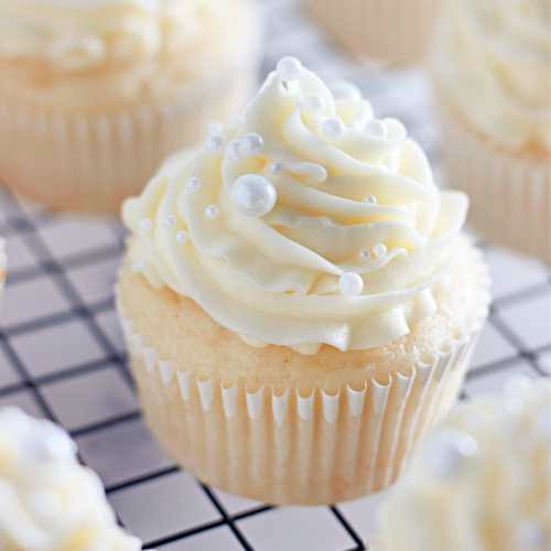 White Wedding Cupcakes
