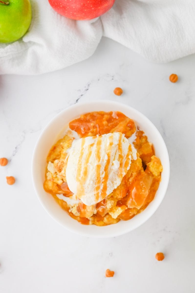 Caramel Apple Cobbler