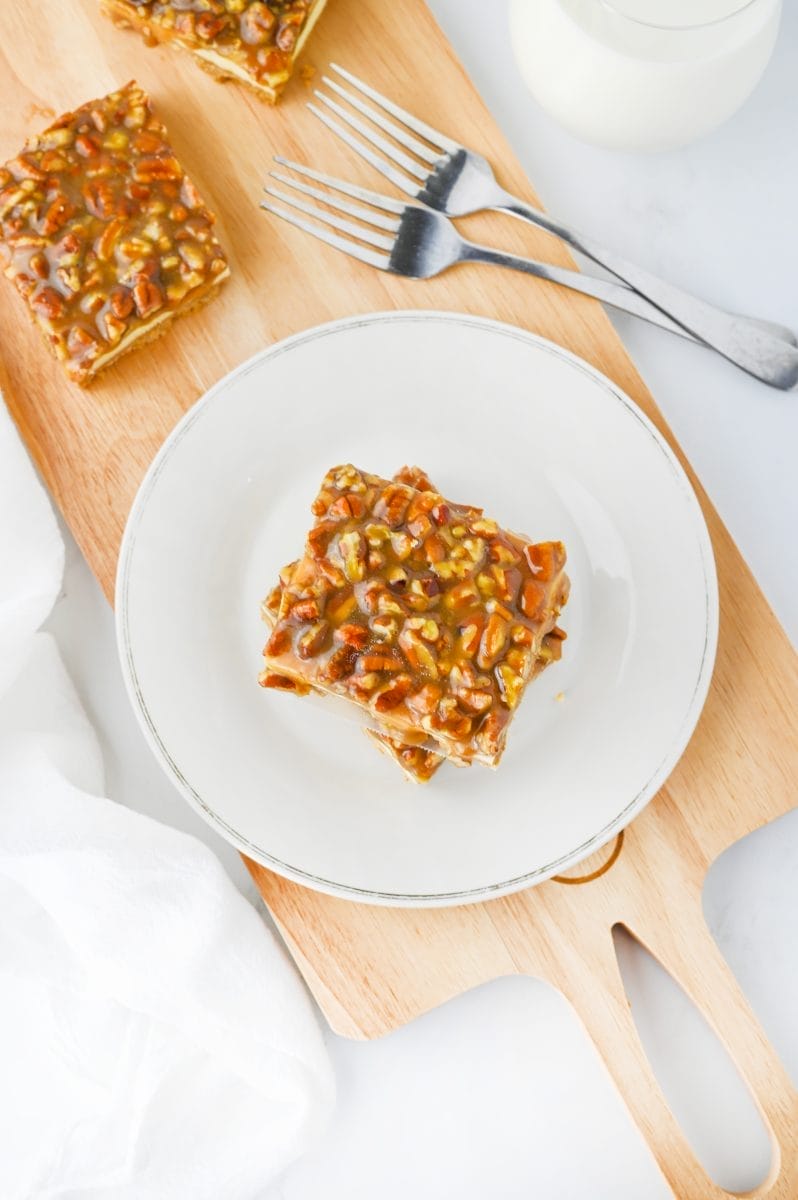 Pecan Pie Cheesecake Bars