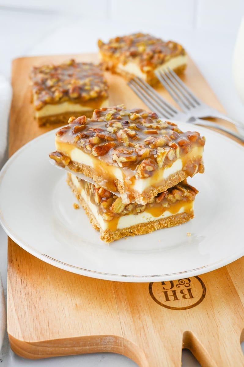 Pecan Pie Cheesecake Bars