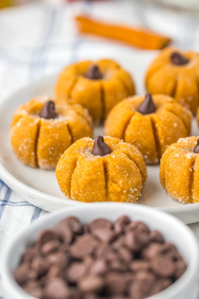 Pumpkin Fudge Truffles