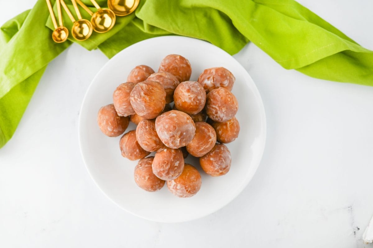 Biscuit Doughnut Holes