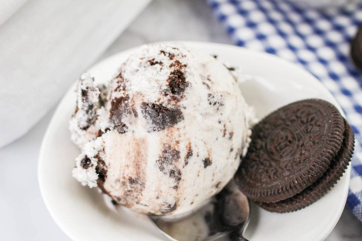 Oreo Cookies and Cream Ice Cream