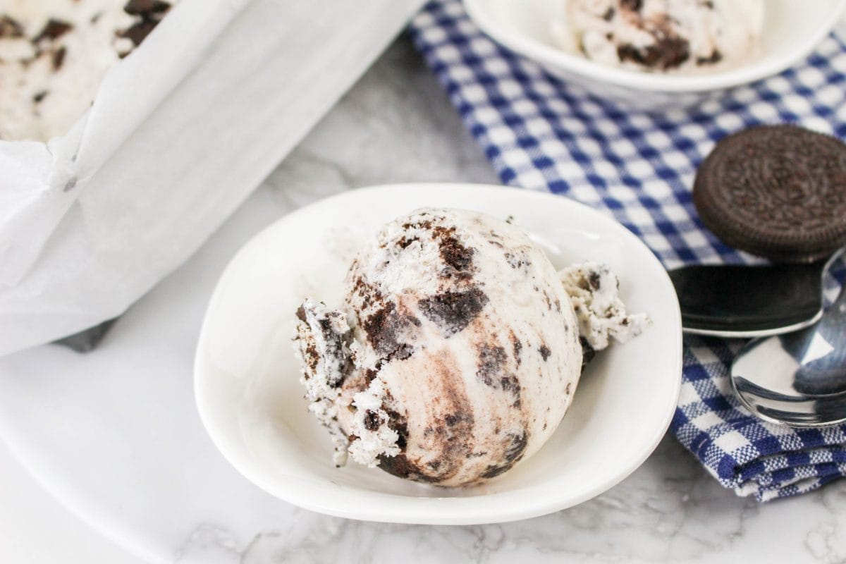 Oreo Cookies and Cream Ice Cream