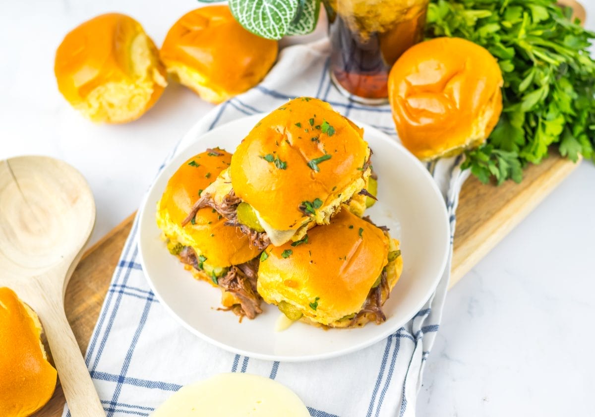 Slow Cooker Beer Beef Sliders