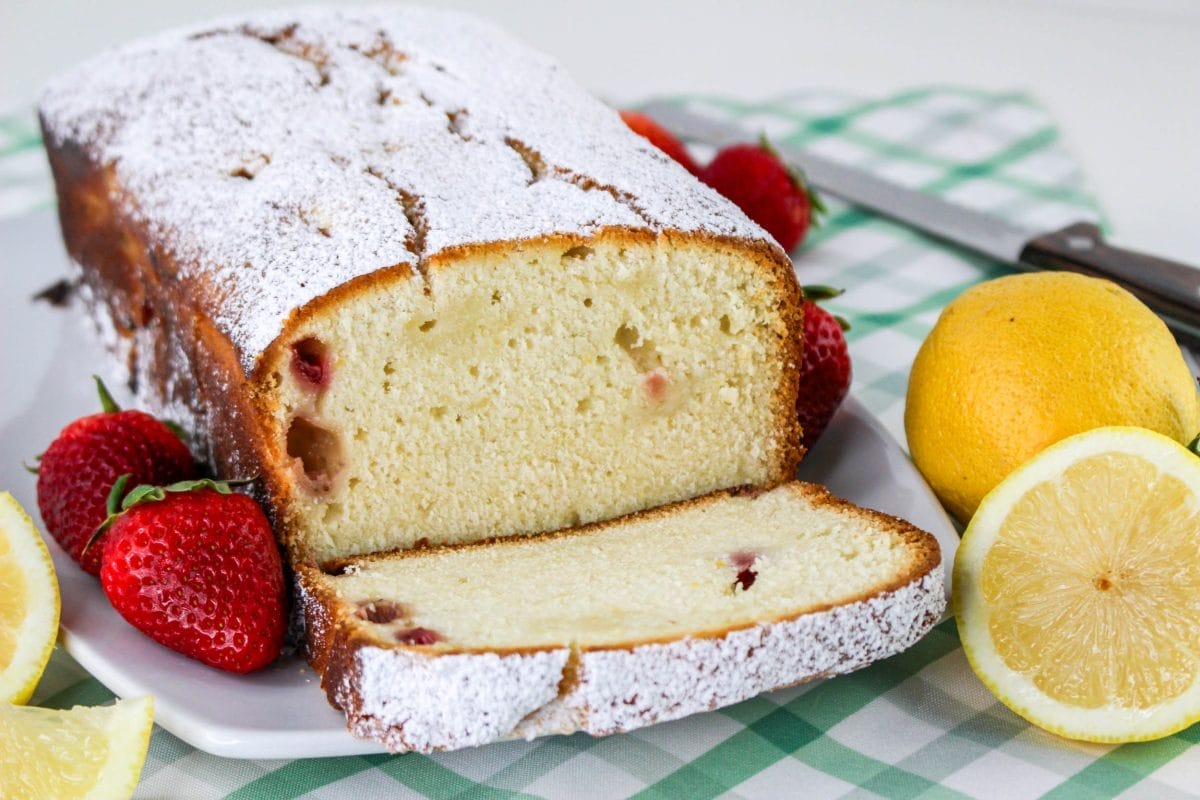 Strawberry Lemonade Pound Cake