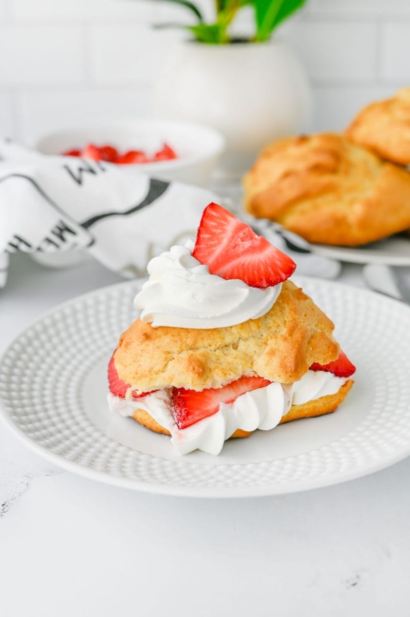 Easy Strawberry Shortcakes