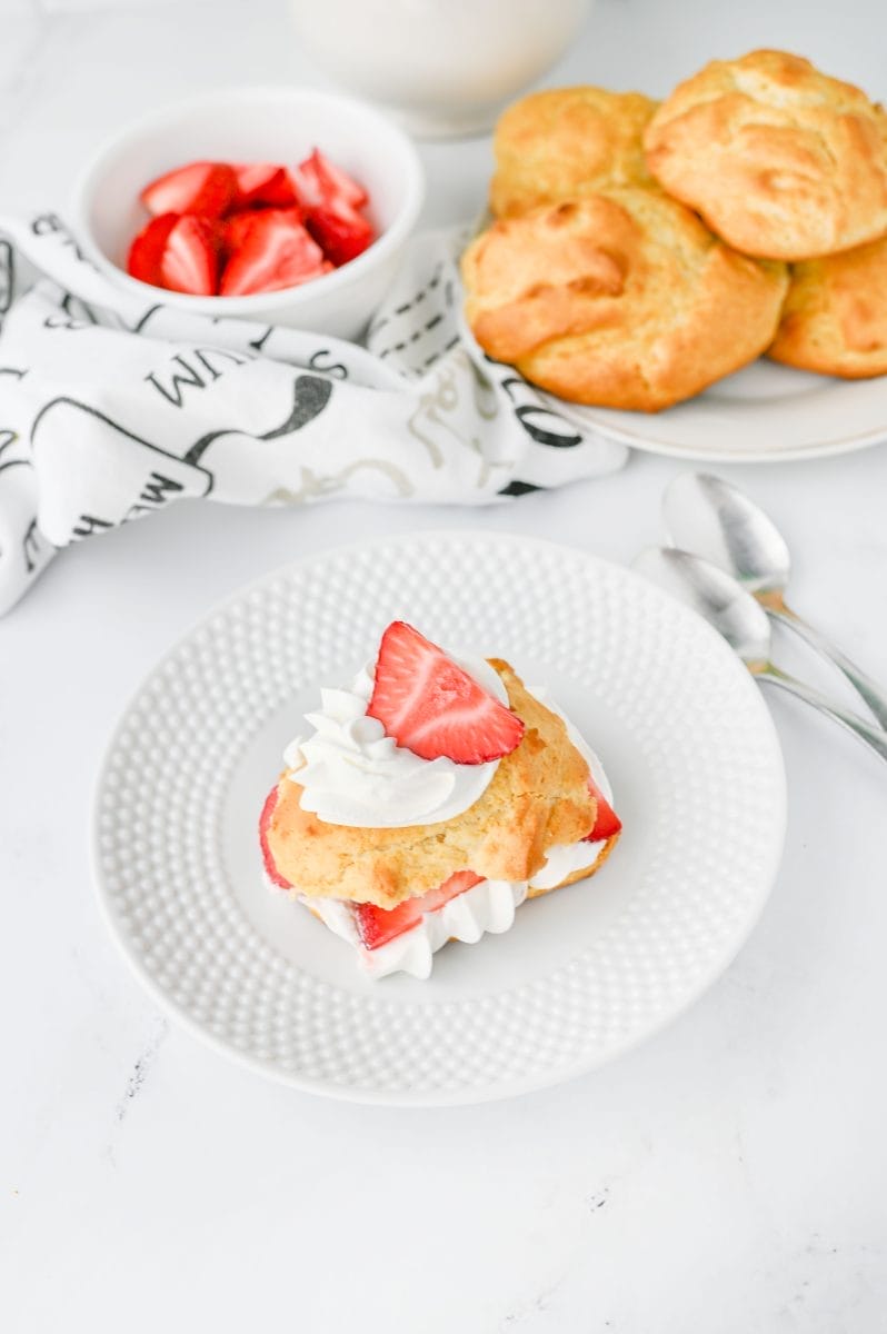 Easy Strawberry Shortcakes